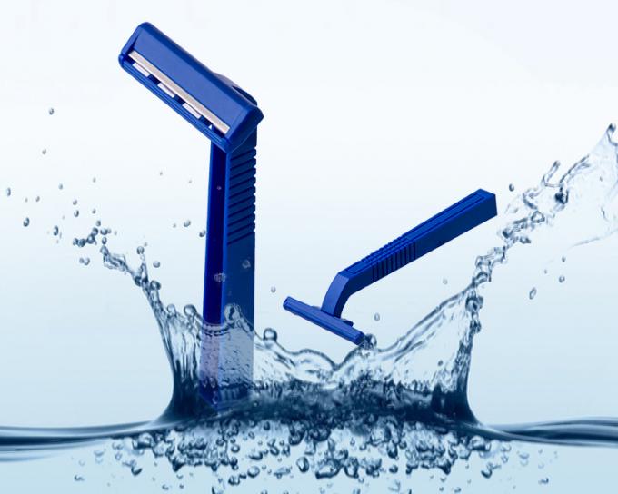 Maquinilla de afeitar plástica limpia de la cuchilla de la cara disponible de los hombres sola